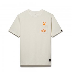 Pánské T-shirt Playboy x Alpha Industries Play Forever Pocket Bílé | PLBY-593217